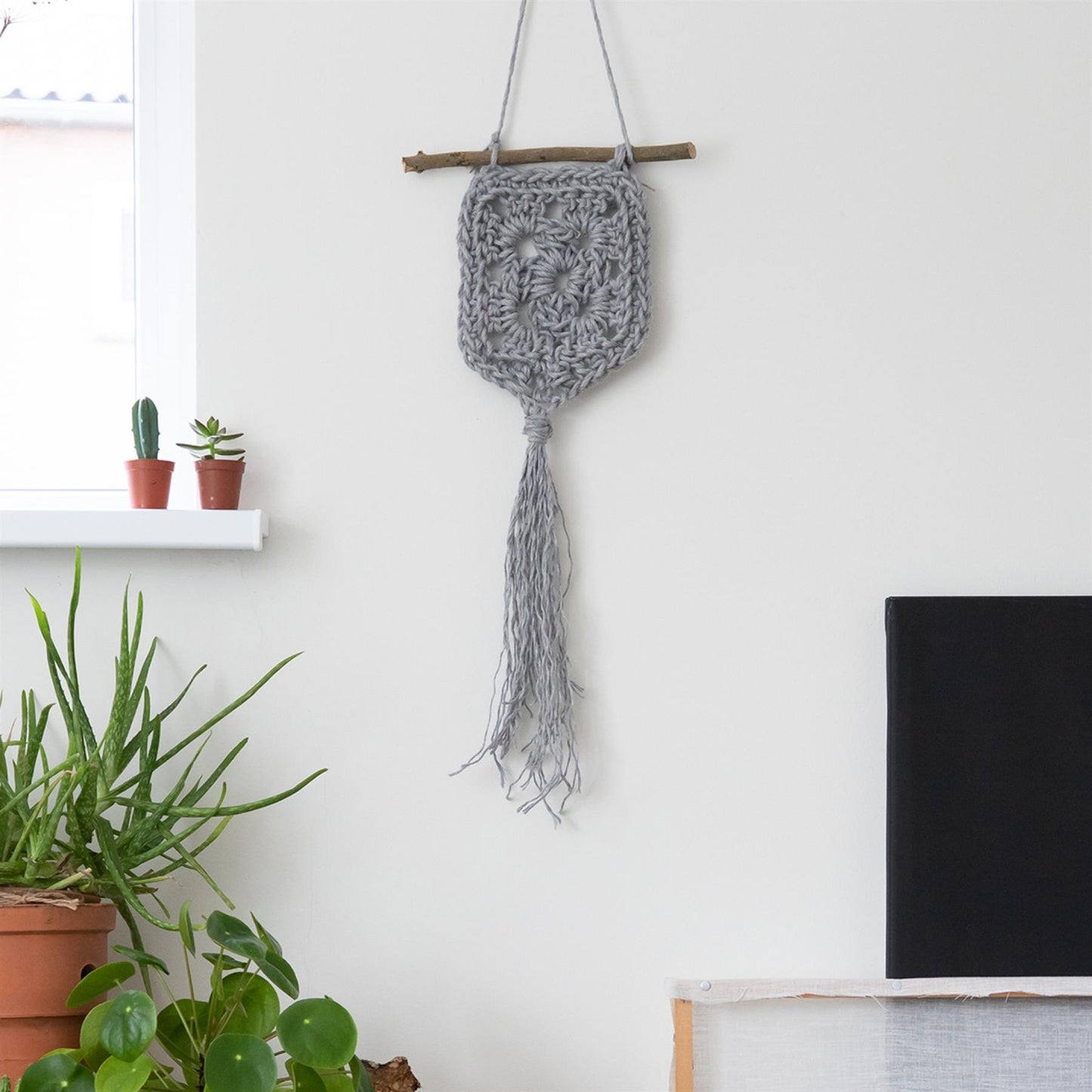 Hoooked Jute Mist Grey Jute Cotton Wallhanger Elx