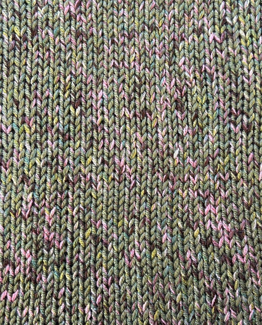 3426203 Bella Bella Angela Fern Yarn - 100g Chunky