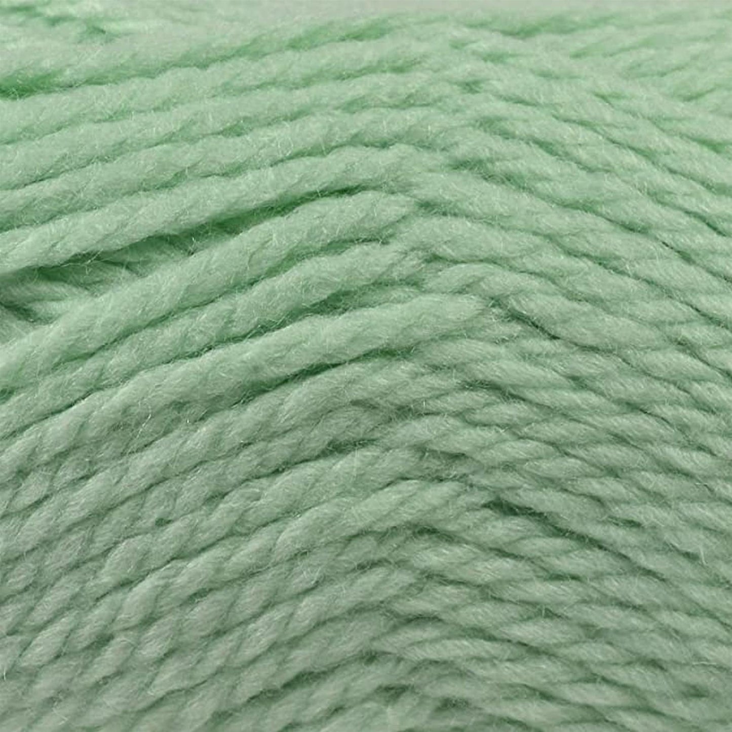 413337 Comfort Mint Yarn - 106M, 100g Chunky