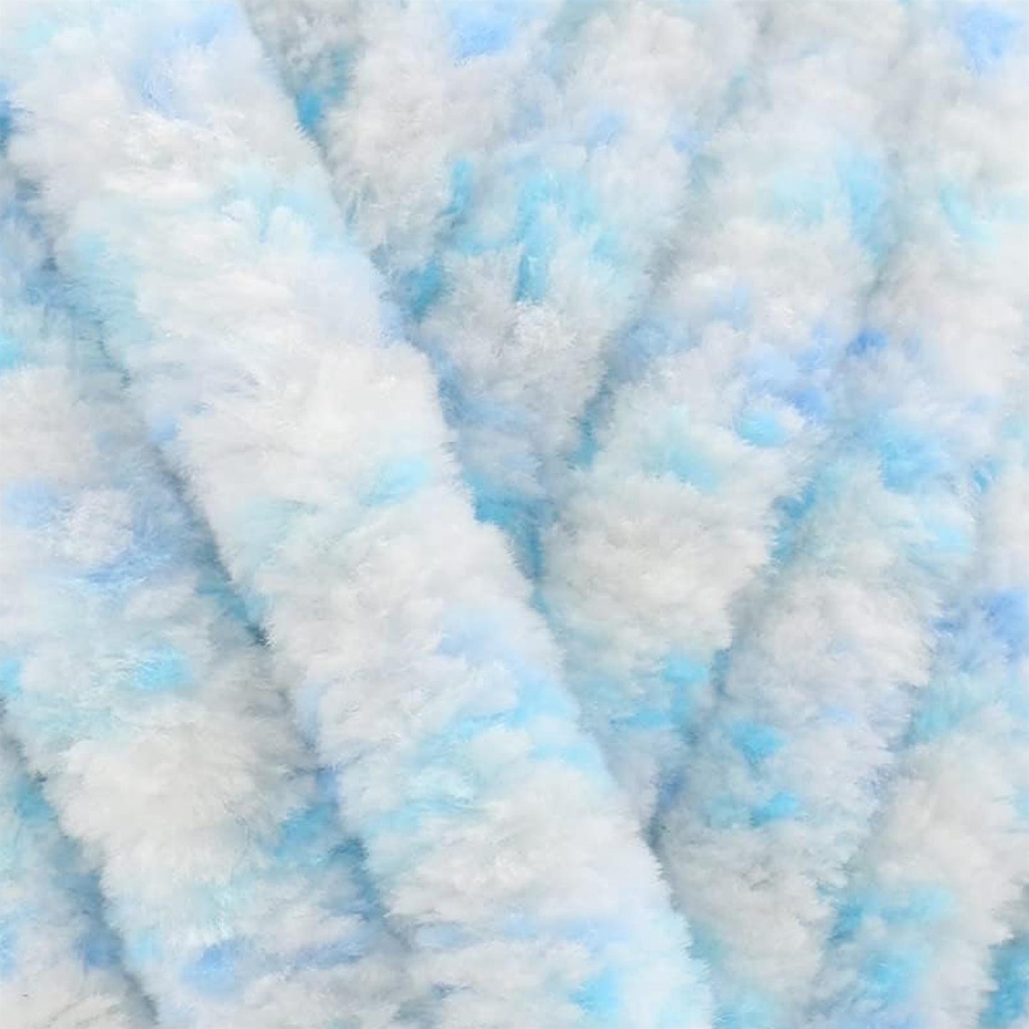 UG10 Huggable Super Chunky Blue 100% Polyester Yarn - 250g Super Chunky