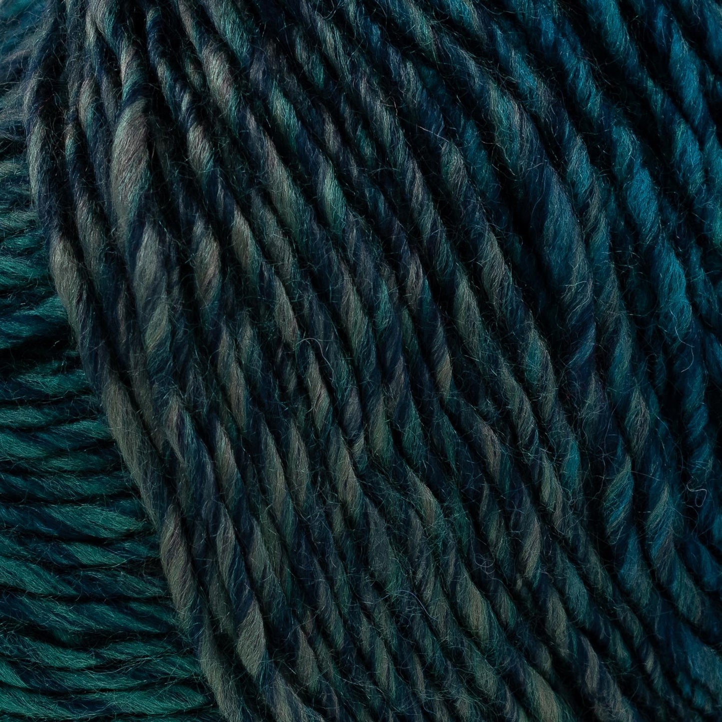 2125255 Autumn Frozen Yarn - 140M, 100g Chunky