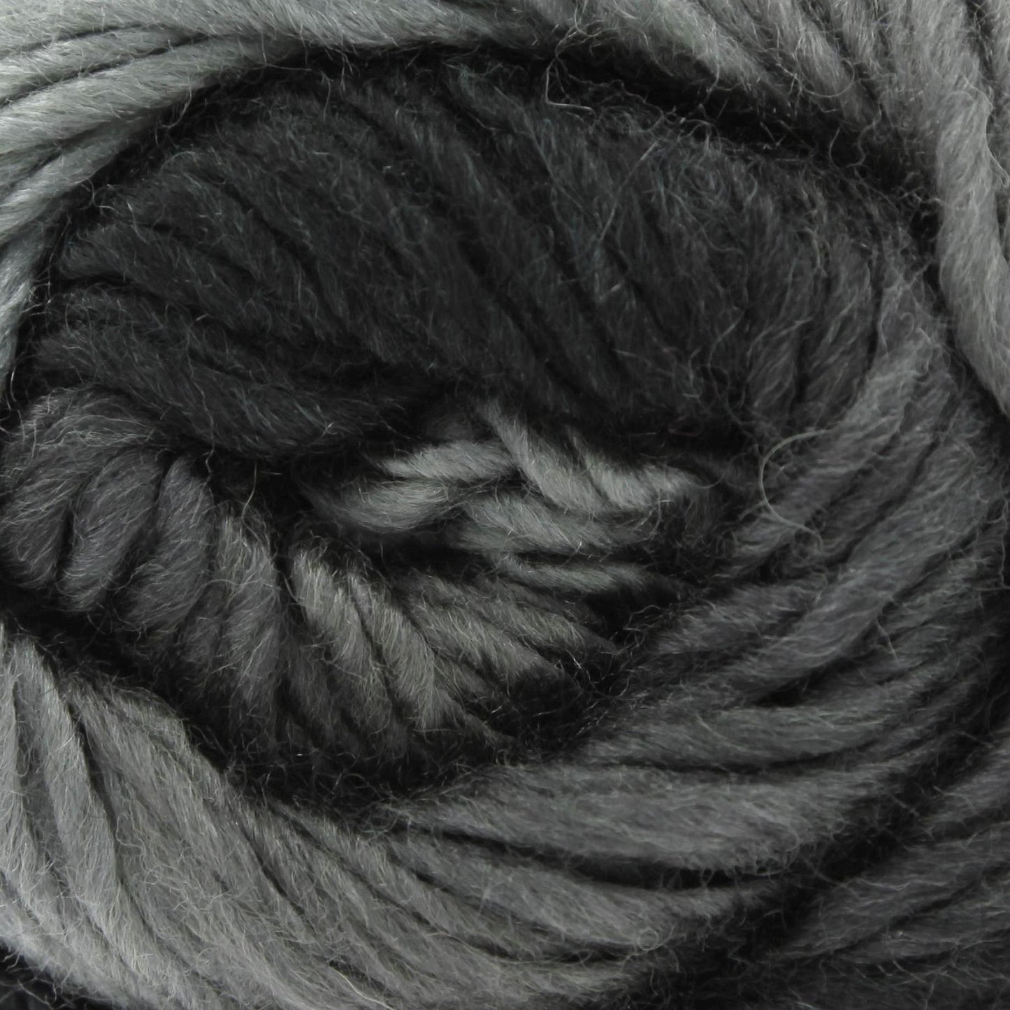 25651 Riot Chunky Domino Yarn - 134M, 100g Chunky