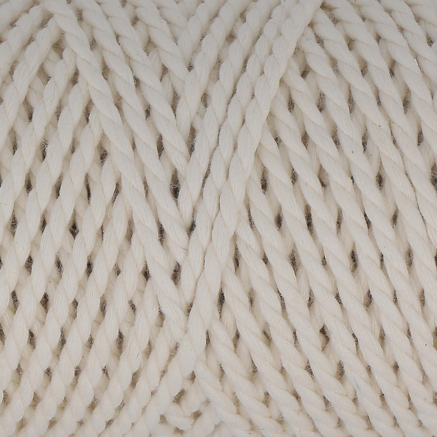 2295142 Macrame King Cotton Creamy Cream Yarn - 40M, 200g Novelty